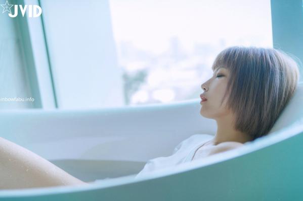    JVID果宝宝写真：浴室湿身诱惑与卧室居家私房，极致全裸特写呈现艺术美感，带来沉浸式感官刺激享受第55张图片