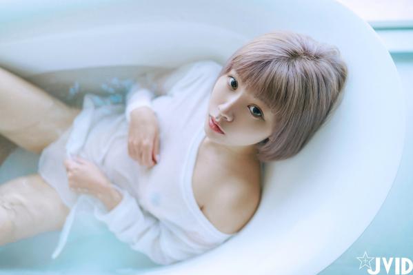    JVID果宝宝写真：浴室湿身诱惑与卧室居家私房，极致全裸特写呈现艺术美感，带来沉浸式感官刺激享受第58张图片