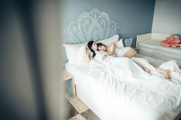    JVID-辰辰-双人旅行日：夜景射箭、闺房私语与极致红丝束缚诱惑第115张图片