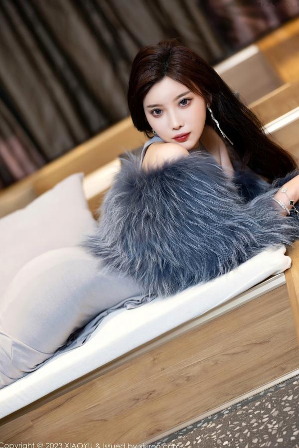 杨晨晨 sugar小甜心CC  杨晨晨Yome贵州旅拍：灰色高开叉镂空裙展现极致诱惑，XiaoYu语画界极品身材大尺度私房写真第38张图片