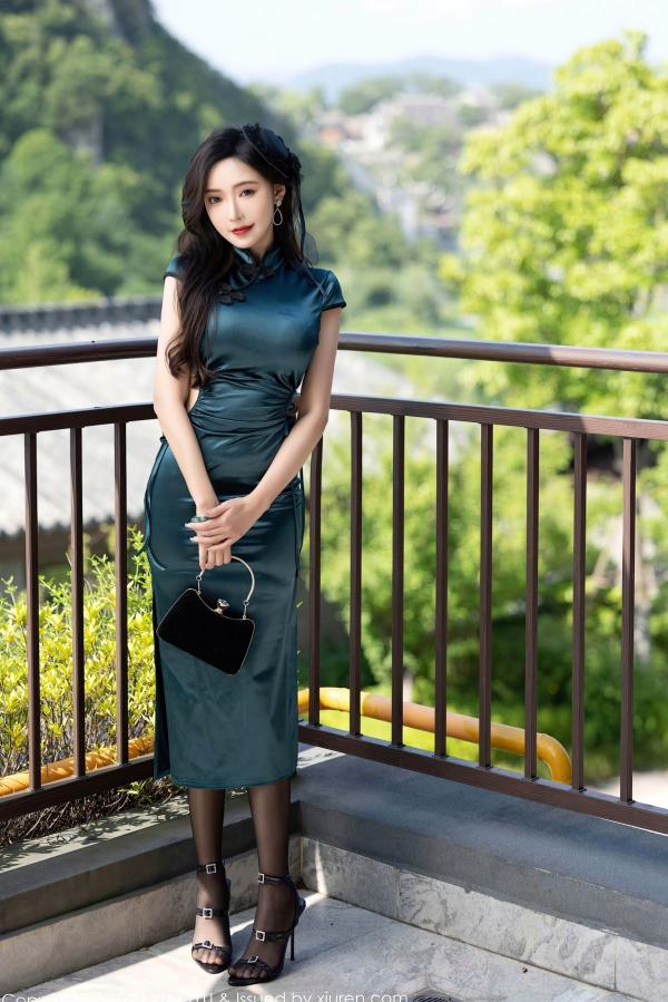 王馨瑶   XiaoYu语画界-1048-王馨瑶Yanni-暗绿色旗袍配黑丝诱惑-极品美腿性感女神-无圣光大尺度唯美写真-2023.06.13第4张图片