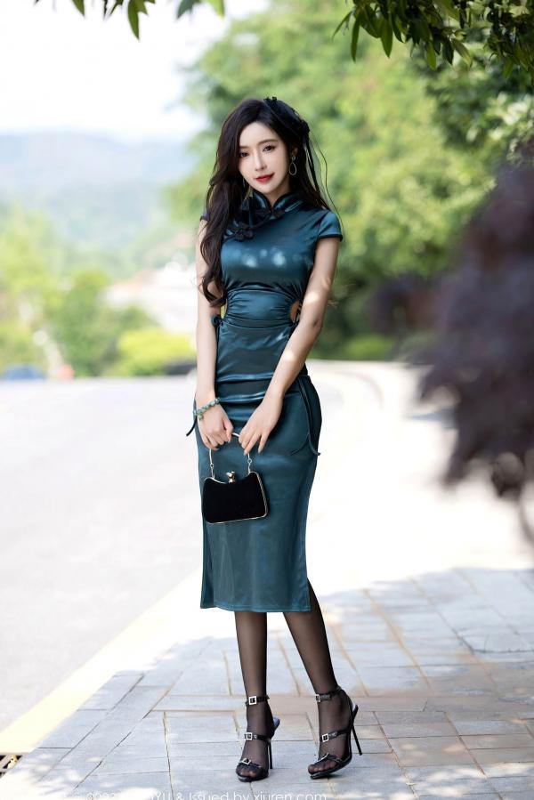 王馨瑶   XiaoYu语画界-1048-王馨瑶Yanni-暗绿色旗袍配黑丝诱惑-极品美腿性感女神-无圣光大尺度唯美写真-2023.06.13第11张图片