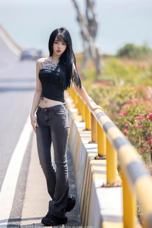    XiaoYu语画界-1047-奶瓶：公路野性街拍与居家清纯私房，纹身女神极致身材大展示第2张图片