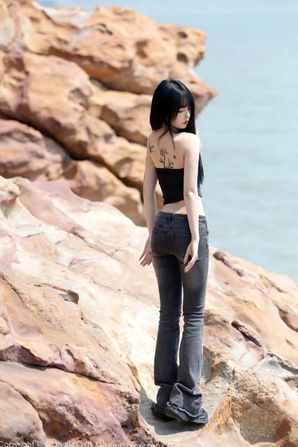    XiaoYu语画界-1047-奶瓶：公路野性街拍与居家清纯私房，纹身女神极致身材大展示第15张图片