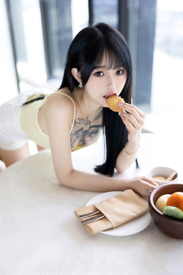    XiaoYu语画界-1047-奶瓶：公路野性街拍与居家清纯私房，纹身女神极致身材大展示第29张图片