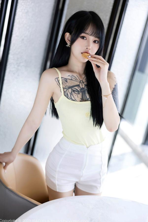    XiaoYu语画界-1047-奶瓶：公路野性街拍与居家清纯私房，纹身女神极致身材大展示第30张图片