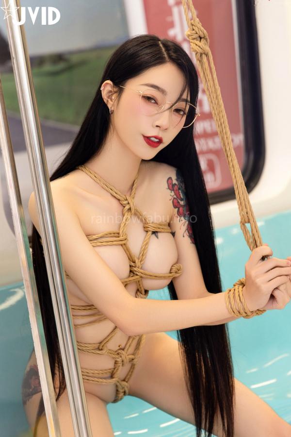    JVID-飘飘-神乳女教师-紧缚调教初体験-Teacher-thirst-for-shibari-watermark-2022.12.29第65张图片