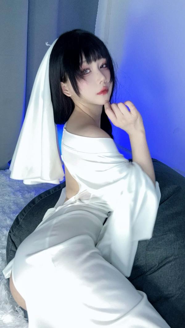    末夜787 - 可爱捣蛋鬼绝命幽灵娘，纯白透视长袍角色扮演私房照，性感撩人诱惑写真 [25P]第16张图片