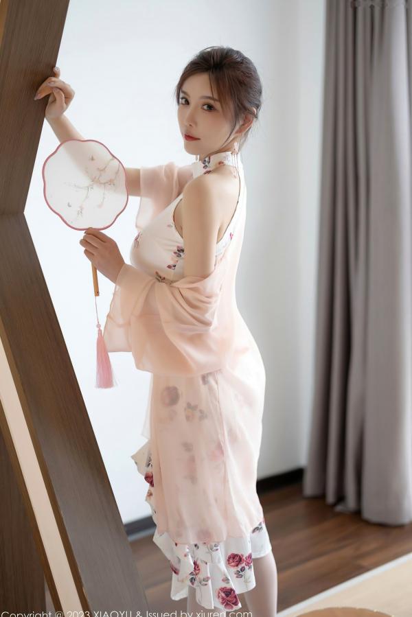 杨晨晨 sugar小甜心CC  XiaoYu语画界1046期：杨晨晨Yome精致茶艺风私房写真，性感内衣搭配蕾丝长筒袜，曼妙曲线极致诱惑，高清无圣光定格唯美瞬间第2张图片