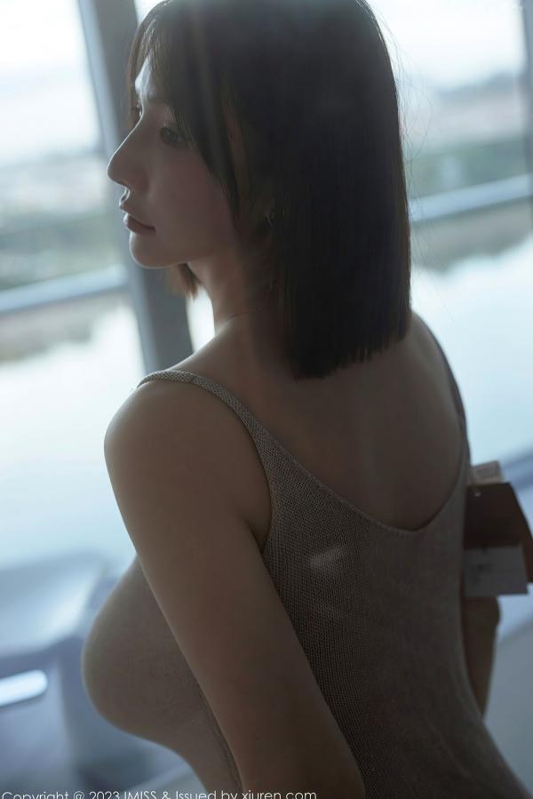    IMiss爱蜜社-752-Evon陈赞之-米色透视吊带短裙-唯美私房写真-室内诱惑大片第41张图片