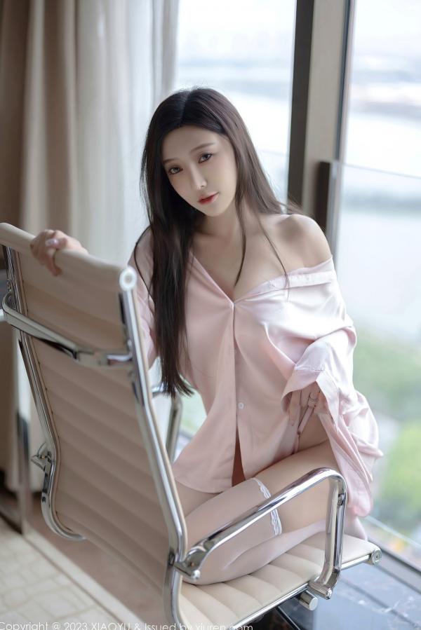 王馨瑶   XiaoYu语画界王馨瑶yanni写真：粉色绑带内衣与超薄丝袜的浴室私房诱惑，展现甜美撩人绝佳身材第79张图片