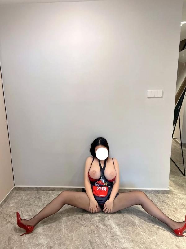    迷人的五姨太 - 极品黑丝家政诱惑 私房超短裙高跟鞋大尺度写真 [26P]第3张图片