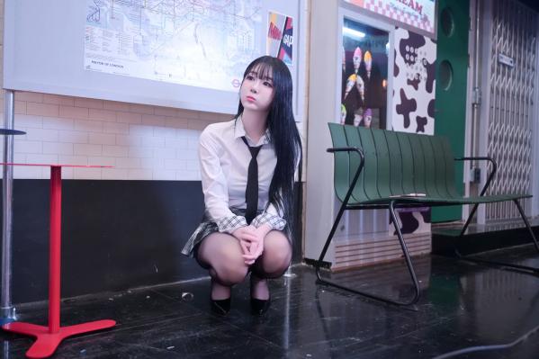    Bomi地铁拍摄私房性感写真，清纯校服与大胆黑丝诱惑 [101P]第9张图片