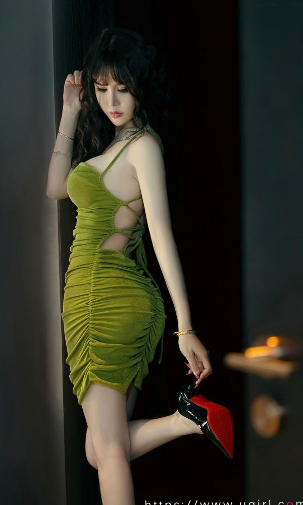    UGirlsApp尤果圈爱尤物-2696-青树-《记忆碎片》-2023.10.03 - 紧身绿裙气质女神室内私房写真无圣光大尺度第10张图片