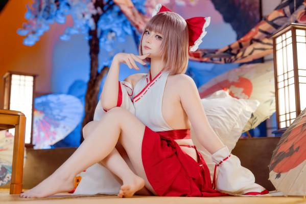    屿鱼 - 兼职巫女，性感日式和风私房写真，极致诱惑角色扮演，白嫩美腿极品佳作第52张图片