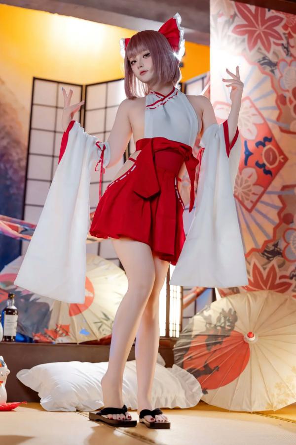    屿鱼 - 兼职巫女，性感日式和风私房写真，极致诱惑角色扮演，白嫩美腿极品佳作第54张图片