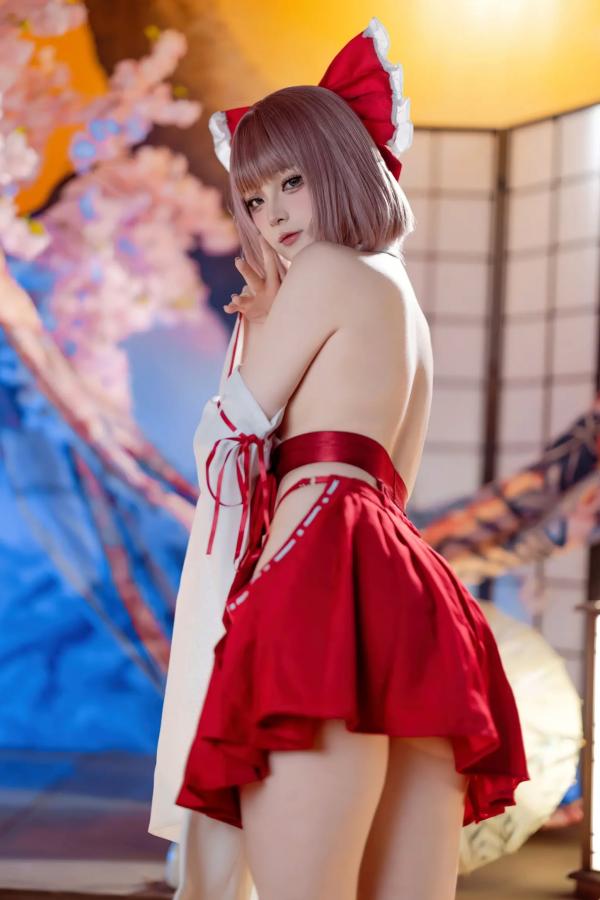    屿鱼 - 兼职巫女，性感日式和风私房写真，极致诱惑角色扮演，白嫩美腿极品佳作第58张图片