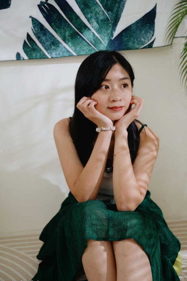    若颖 - 森系吊带长裙写真，清新治愈氧气少女，唯美私房摄影第81张图片