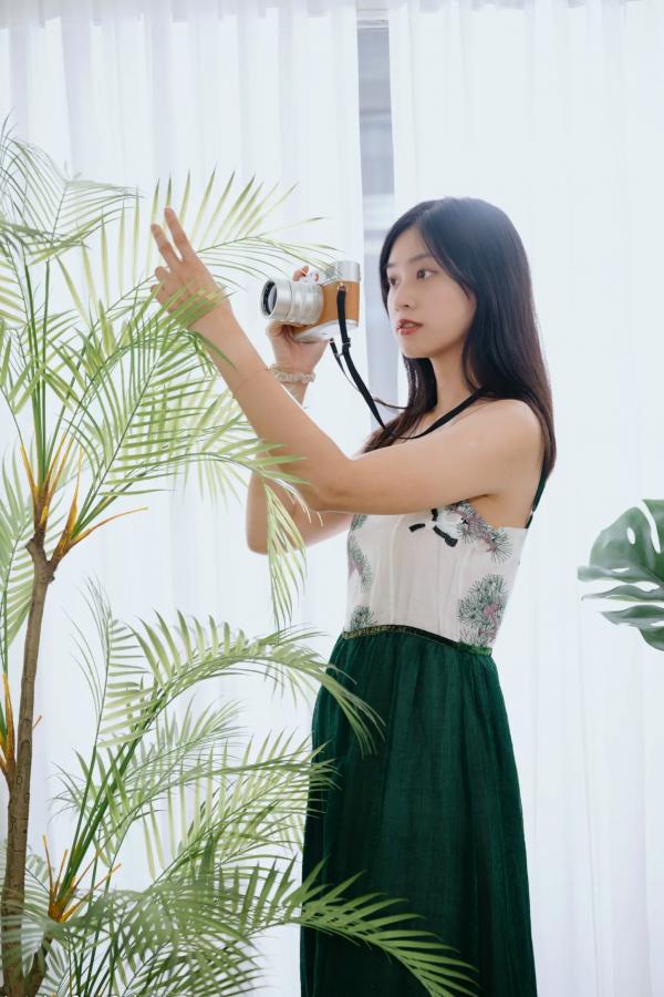    若颖 - 森系吊带长裙写真，清新治愈氧气少女，唯美私房摄影第101张图片