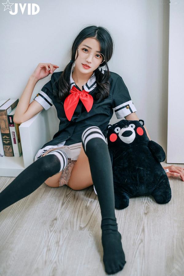    JVID-妍妍-青春戀愛校園系列-高顏值甜美學妹大尺度私房照-清純校花放學後的教室-無聖光校服誘惑-學妹說她喜歡我-2022.12.09第39张图片