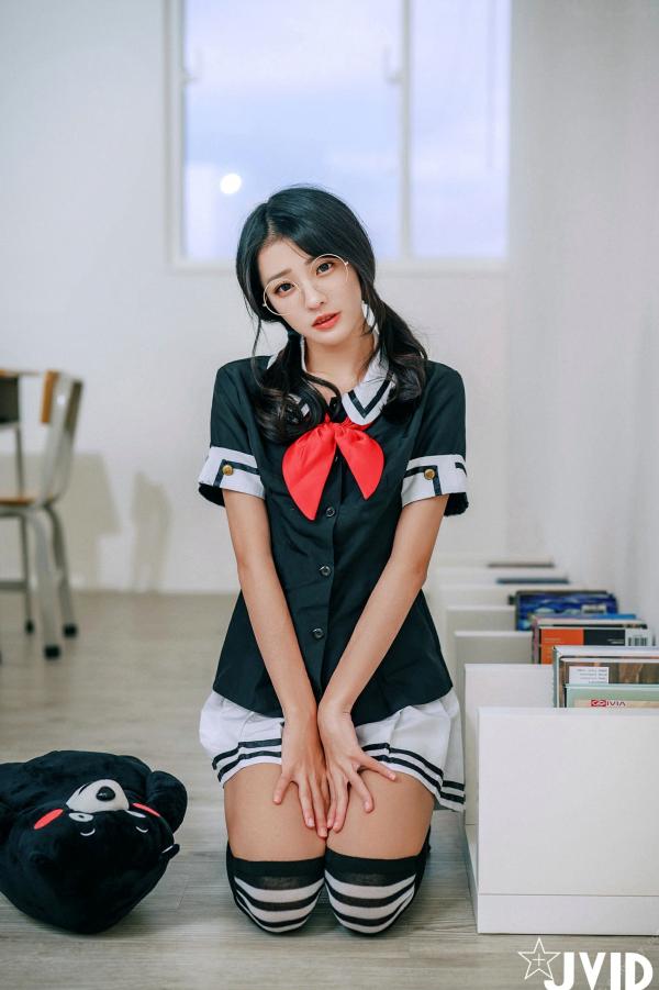    JVID-妍妍-青春戀愛校園系列-高顏值甜美學妹大尺度私房照-清純校花放學後的教室-無聖光校服誘惑-學妹說她喜歡我-2022.12.09第44张图片