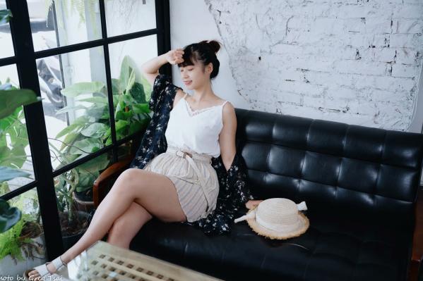    若颖 - 度假风写真：清新白色系少女居家私房照，治愈系甜美气质，打造浪漫唯美的慵懒午后时光第72张图片