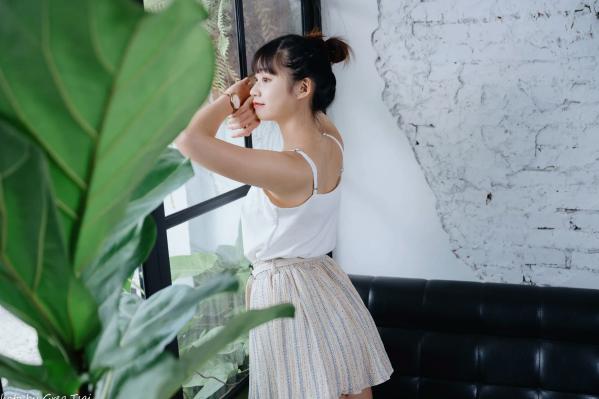   若颖 - 度假风写真：清新白色系少女居家私房照，治愈系甜美气质，打造浪漫唯美的慵懒午后时光第106张图片
