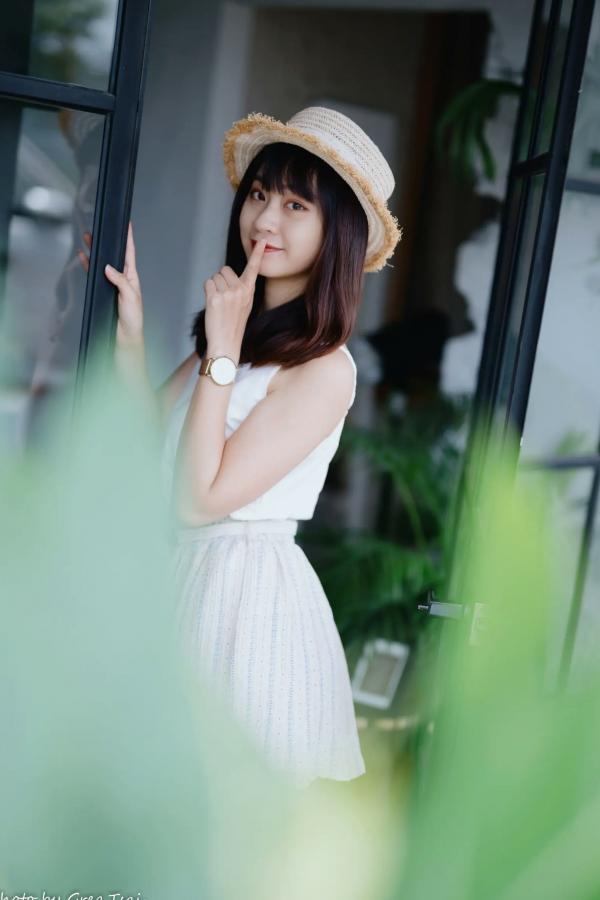    若颖 - 度假风写真：清新白色系少女居家私房照，治愈系甜美气质，打造浪漫唯美的慵懒午后时光第117张图片