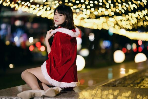   若颖圣诞特辑：可爱圣诞女郎街拍，户外灯光下的甜美治愈瞬间第50张图片