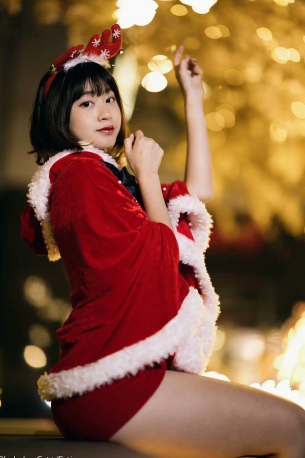    若颖圣诞特辑：可爱圣诞女郎街拍，户外灯光下的甜美治愈瞬间第72张图片
