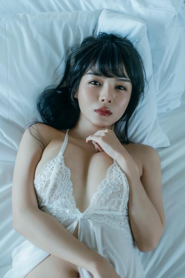    JOJO X EIMI：纯欲白纱私房写真，清新透视内衣下的极致诱惑与曼妙曲线第15张图片