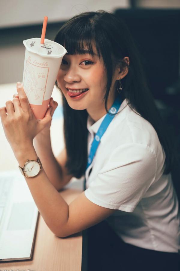    若颖 - Office lady 精选职场制服写真，知性气质诱惑，完美展现职场女神风采 [122P]第8张图片