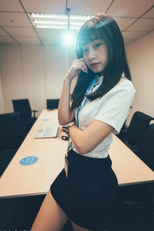    若颖 - Office lady 精选职场制服写真，知性气质诱惑，完美展现职场女神风采 [122P]第11张图片