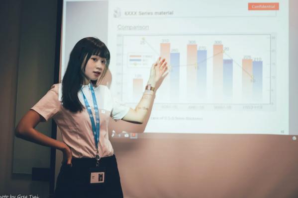    若颖 - Office lady 精选职场制服写真，知性气质诱惑，完美展现职场女神风采 [122P]第13张图片