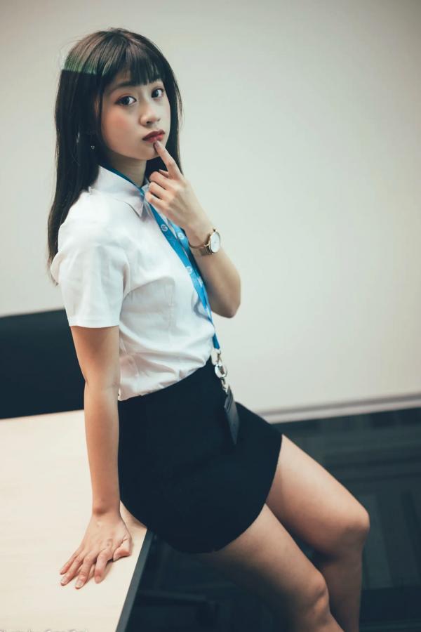    若颖 - Office lady 精选职场制服写真，知性气质诱惑，完美展现职场女神风采 [122P]第29张图片
