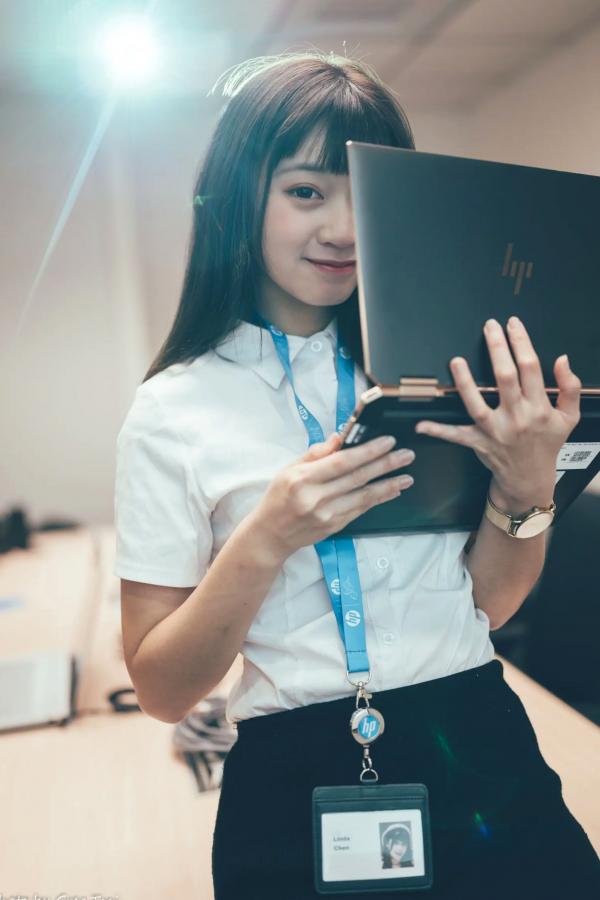    若颖 - Office lady 精选职场制服写真，知性气质诱惑，完美展现职场女神风采 [122P]第33张图片