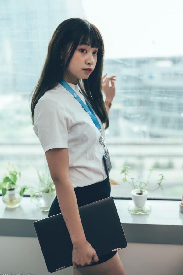    若颖 - Office lady 精选职场制服写真，知性气质诱惑，完美展现职场女神风采 [122P]第69张图片