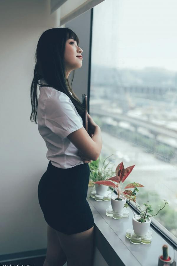    若颖 - Office lady 精选职场制服写真，知性气质诱惑，完美展现职场女神风采 [122P]第73张图片