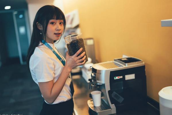    若颖 - Office lady 精选职场制服写真，知性气质诱惑，完美展现职场女神风采 [122P]第80张图片