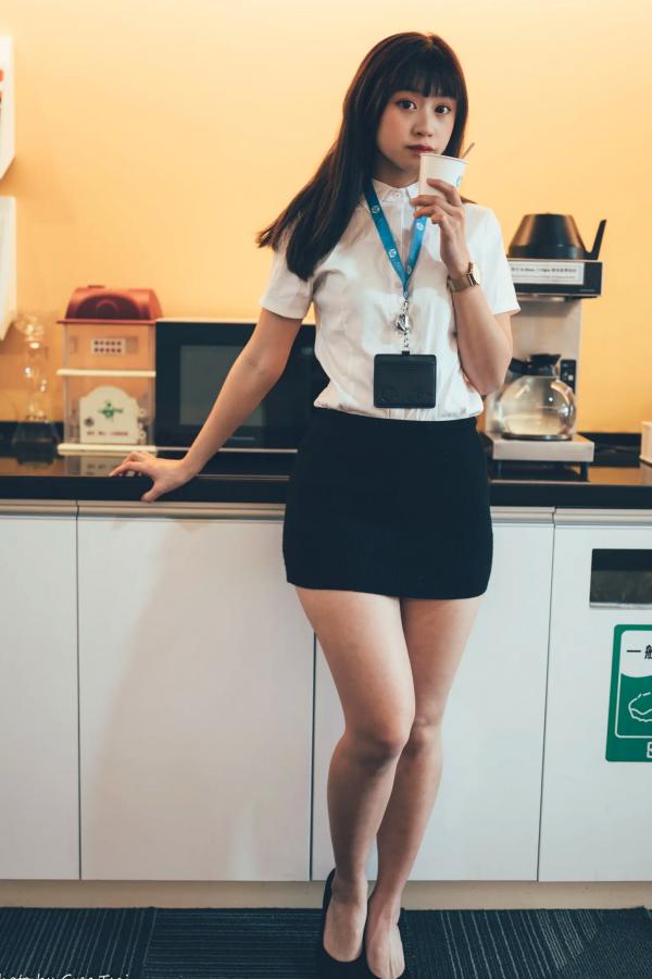    若颖 - Office lady 精选职场制服写真，知性气质诱惑，完美展现职场女神风采 [122P]第87张图片