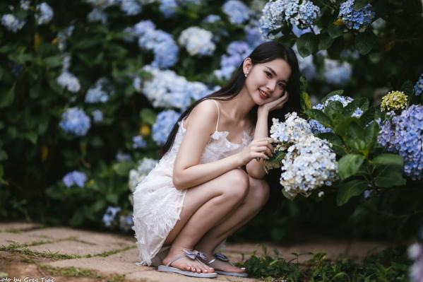    米浆 - 清新唯美绣球花丛女神写真，治愈系甜美户外花园私房照第58张图片