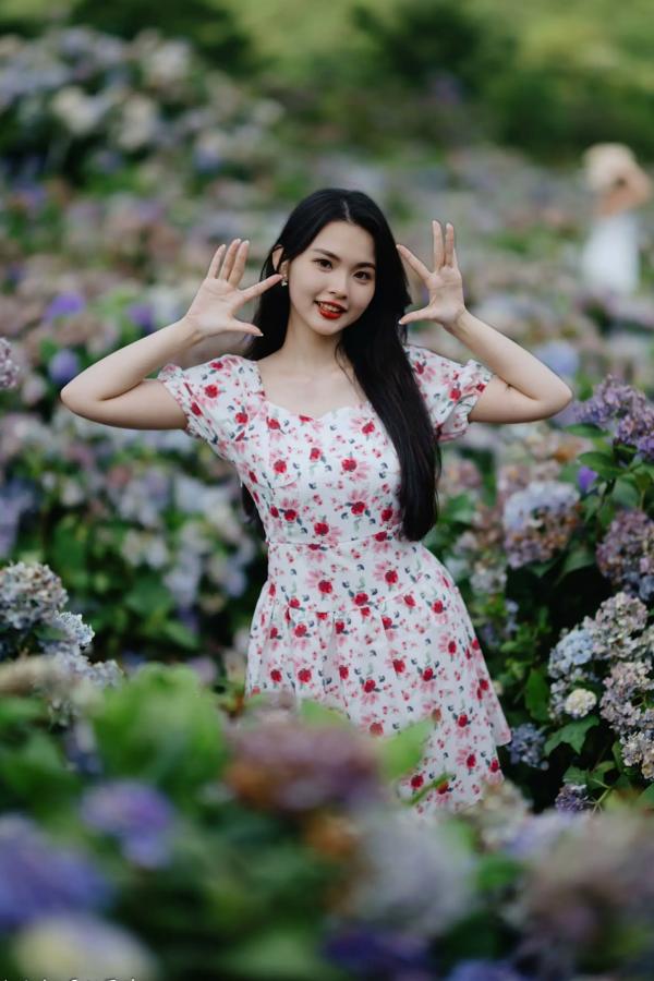    米浆 - 清新唯美绣球花丛女神写真，治愈系甜美户外花园私房照第70张图片