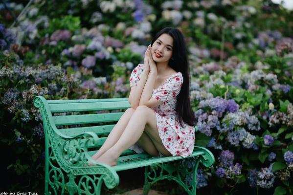    米浆 - 清新唯美绣球花丛女神写真，治愈系甜美户外花园私房照第81张图片