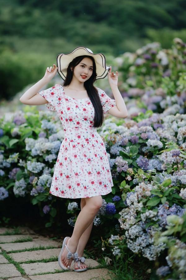    米浆 - 清新唯美绣球花丛女神写真，治愈系甜美户外花园私房照第92张图片