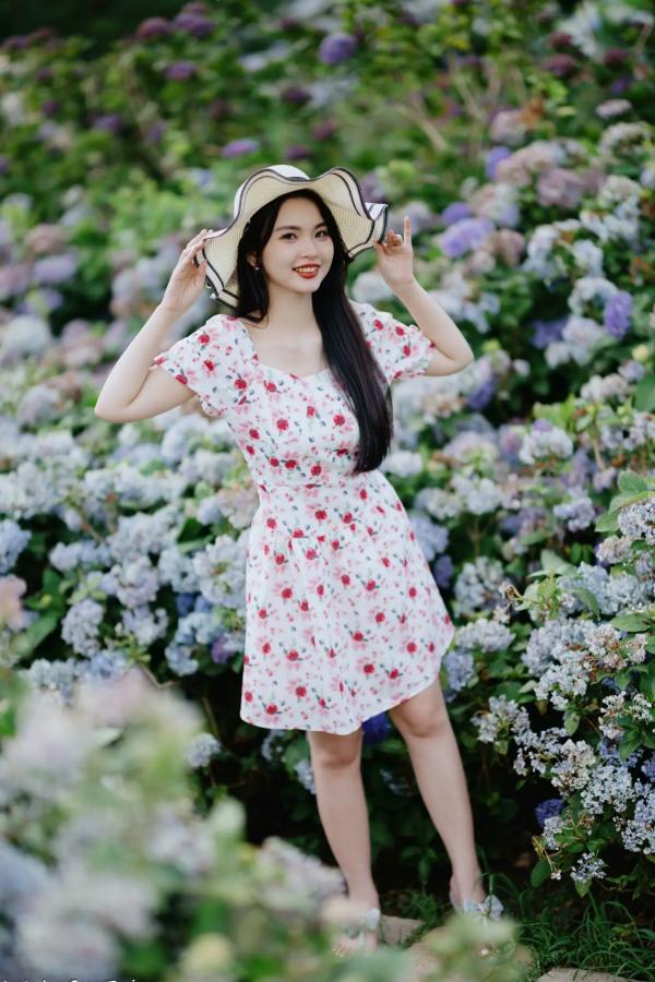   米浆 - 清新唯美绣球花丛女神写真，治愈系甜美户外花园私房照第97张图片