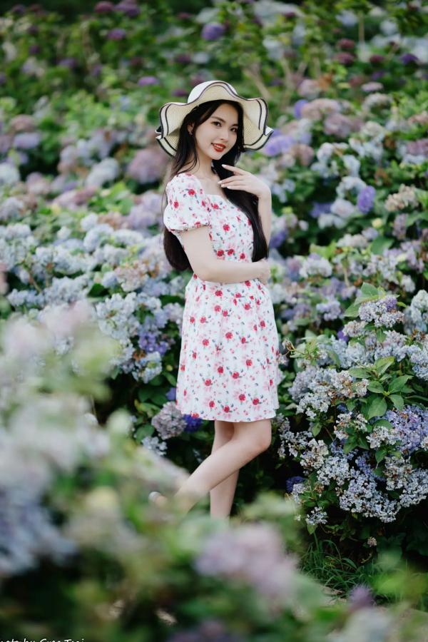    米浆 - 清新唯美绣球花丛女神写真，治愈系甜美户外花园私房照第98张图片