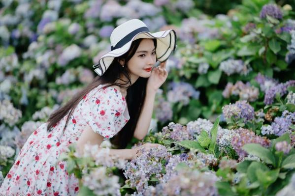    米浆 - 清新唯美绣球花丛女神写真，治愈系甜美户外花园私房照第101张图片