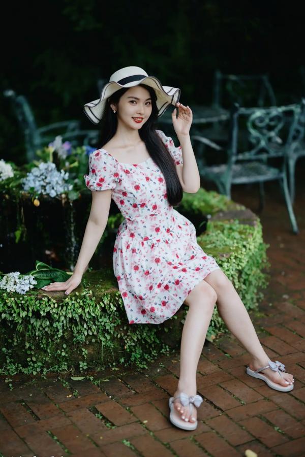    米浆 - 清新唯美绣球花丛女神写真，治愈系甜美户外花园私房照第102张图片
