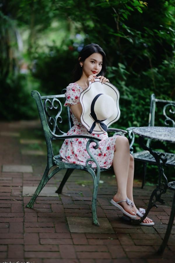   米浆 - 清新唯美绣球花丛女神写真，治愈系甜美户外花园私房照第105张图片