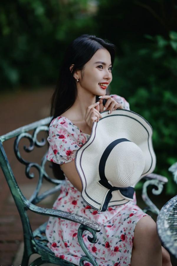   米浆 - 清新唯美绣球花丛女神写真，治愈系甜美户外花园私房照第106张图片